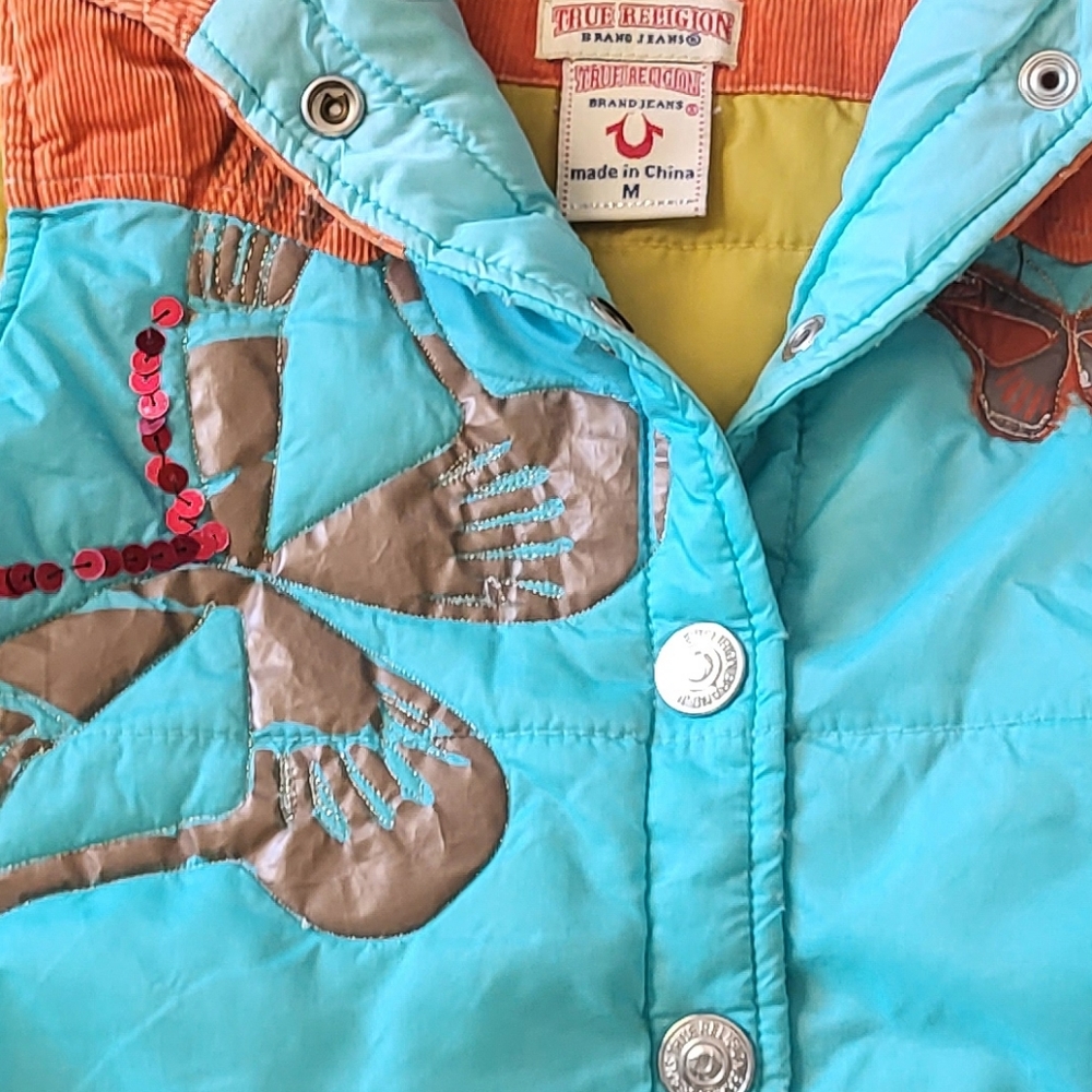 True Religion - Picture 2 of 3